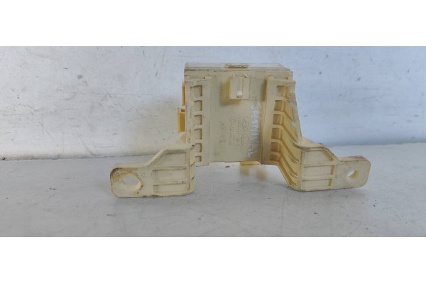 Recambio de modulo electronico para kia carnival 2.9 crdi cat referencia OEM IAM 919804D010  