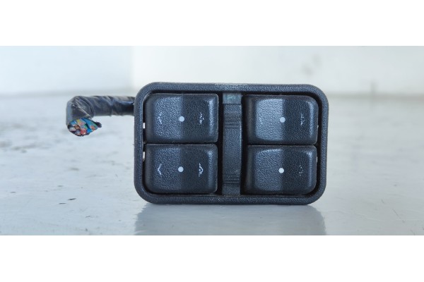 Recambio de mando elevalunas delantero izquierdo para opel zafira a elegance referencia OEM IAM 13363401  