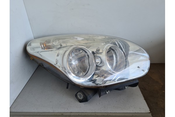 Recambio de faro derecho para fiat doblo 1.3 16v jtd cat referencia OEM IAM 46380711  