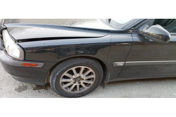 Recambio de aleta delantera izquierda para volvo s80 berlina 2.5 d referencia OEM IAM   