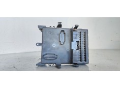 Recambio de caja reles / fusibles para renault laguna ii (bg0) 1.9 dci diesel referencia OEM IAM 8200283817  