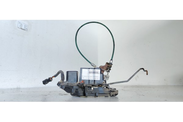 Recambio de cerradura puerta delantera izquierda para kia carnival ii 2.9 crdi lx referencia OEM IAM   