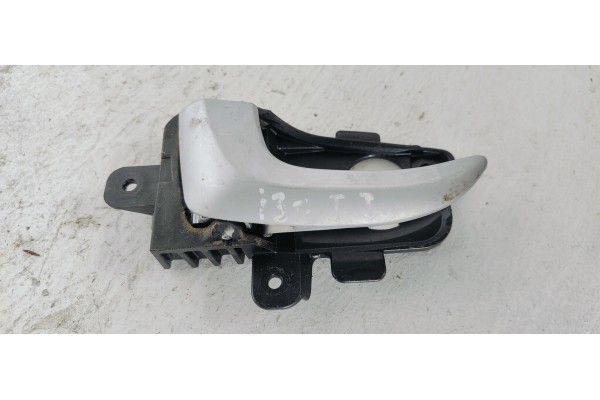 Recambio de maneta interior trasera izquierda para hyundai i30 comfort referencia OEM IAM 82613GD000  