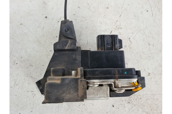 Recambio de cerradura puerta trasera derecha para ford fiesta (cbk) 1.4 tdci cat referencia OEM IAM 2S6AA264B  