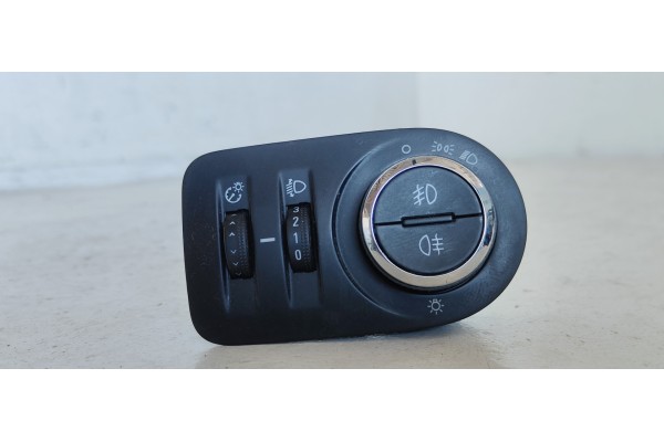Recambio de mando luces para opel corsa d innovation referencia OEM IAM 13310335  