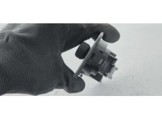 Recambio de mando elevalunas delantero izquierdo para skoda superb combi (3t5) active referencia OEM IAM   