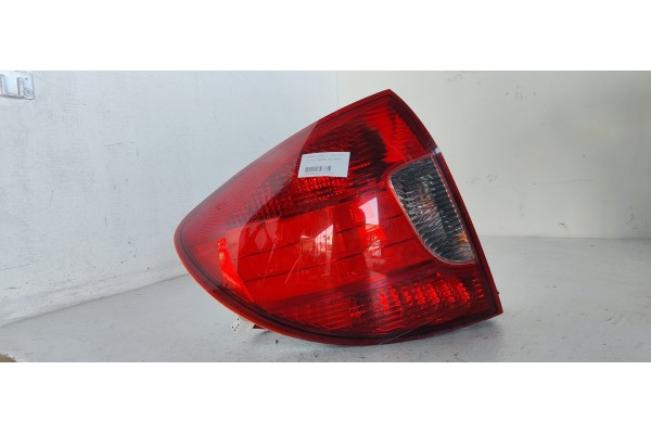 Recambio de piloto trasero izquierdo para kia rio 1.5 cat referencia OEM IAM   