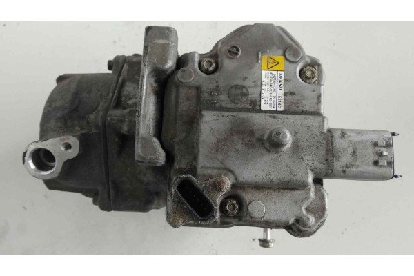 Recambio de compresor aire acondicionado para toyota yaris 1.5 16v cat (híbrido) referencia OEM IAM 0422001350 0472001350 