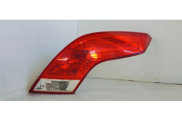 Recambio de piloto trasero derecho interior para ford focus cabrio (ca5) 2.0 referencia OEM IAM 6N4113A602A  