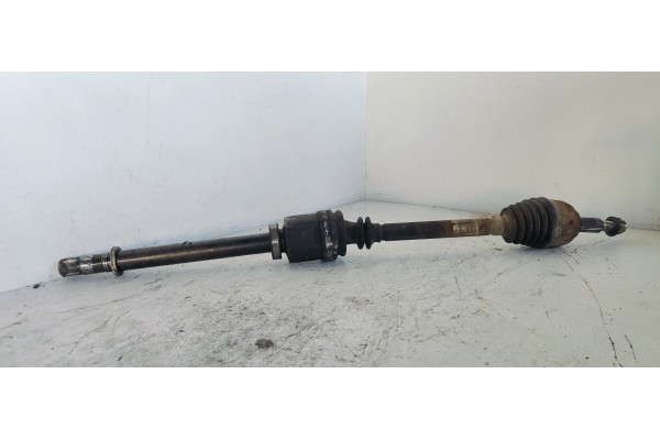 Recambio de transmision delantera derecha para renault megane ii familiar dynamique confort referencia OEM IAM 8200436366  