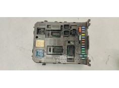 CAJA RELES / FUSIBLES 281164872 