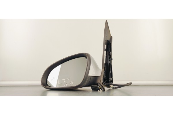 Recambio de retrovisor izquierdo para opel astra j lim. 1.6 cdti referencia OEM IAM E1021094  