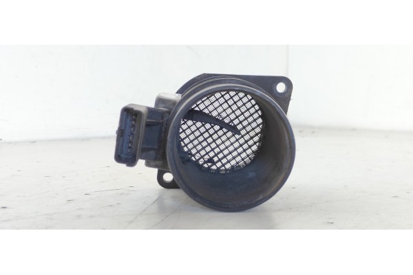 Recambio de caudalimetro para renault megane ii berlina 5p 1.9 dci diesel referencia OEM IAM 7700109812  
