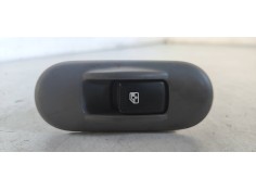 Recambio de mando elevalunas trasero izquierdo para kia carnival 2.9 crdi cat referencia OEM IAM 935804D200KS  