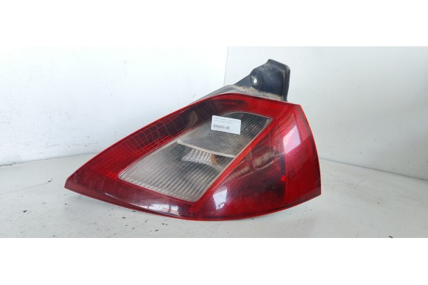 Recambio de piloto trasero derecho para renault megane ii berlina 5p 1.5 dci diesel referencia OEM IAM   