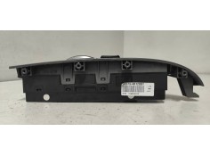 Recambio de mando elevalunas delantero derecho para kia carnival 2.9 crdi cat referencia OEM IAM 935754D1200T 202004543 