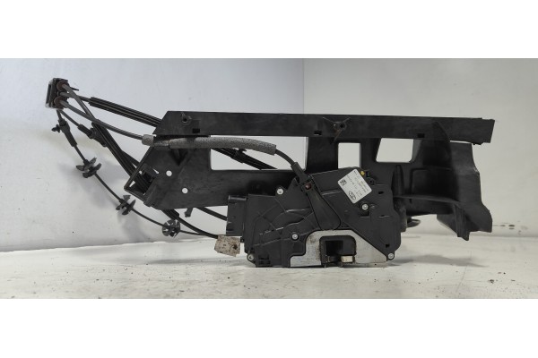Recambio de cerradura puerta trasera derecha para ford grand c-max trend referencia OEM IAM AM5AU26412CE  