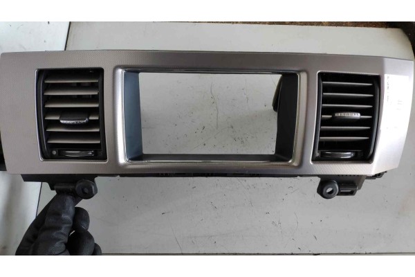 Recambio de rejilla aireadora para jaguar xf 3.0 v6 luxury referencia OEM IAM 8X2319K617AH  