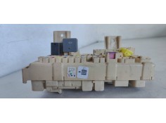 Recambio de caja reles / fusibles para toyota avensis wagon (t25) 2.0 d-cat referencia OEM IAM 82641CA010F 905762 