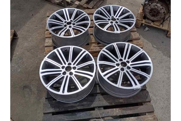 Recambio de juego llantas para peugeot rcz 2.0 hdi 163 fap referencia OEM IAM 9673495377  