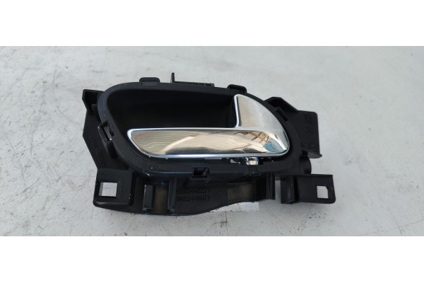 Recambio de maneta interior trasera derecha para peugeot 3008 allure referencia OEM IAM   