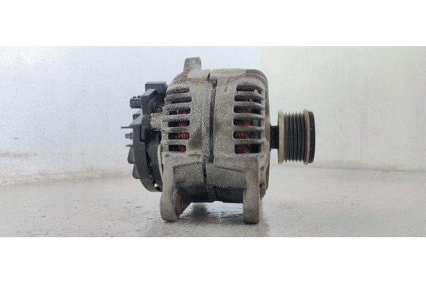 Recambio de alternador para renault modus confort expression referencia OEM IAM 0124425013  