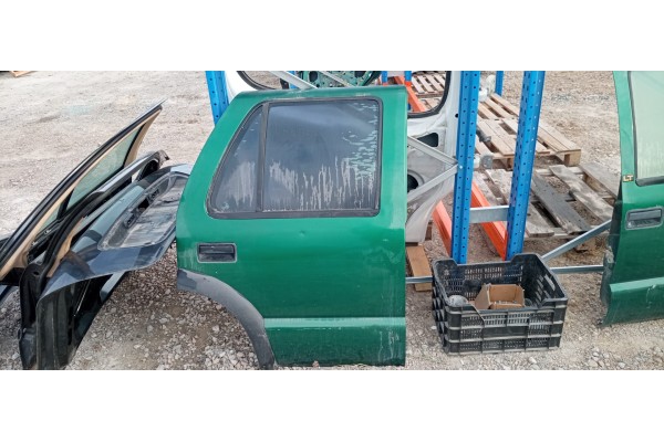 Recambio de puerta trasera derecha para chevrolet blazer (neu) 4wd lux automático referencia OEM IAM   