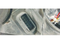 Recambio de faro derecho para renault megane ii berlina 5p confort authentique referencia OEM IAM 8200412349  