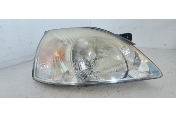 Recambio de faro derecho para kia rio 1.5 cat referencia OEM IAM   
