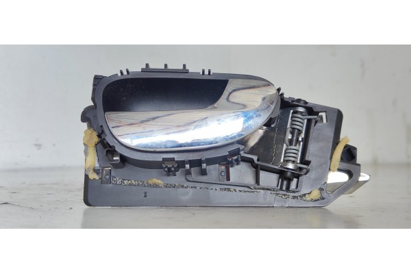 Recambio de maneta interior delantera derecha para peugeot 307 (s1) xs referencia OEM IAM 9643604477  