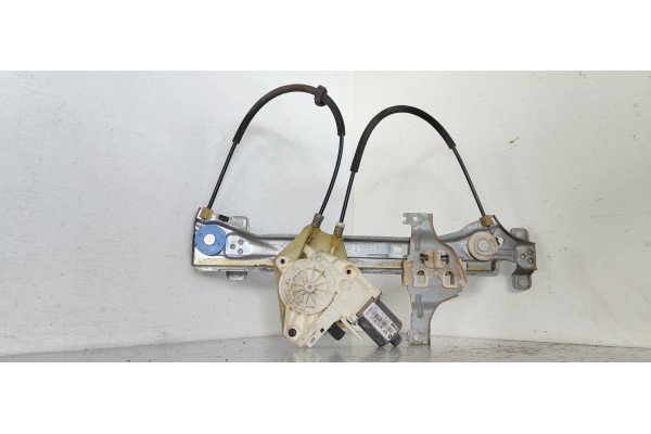Recambio de elevalunas trasero izquierdo para renault fluence dynamique referencia OEM IAM 827210016R  
