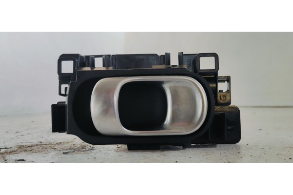 Recambio de maneta interior delantera izquierda para citroen c3 1.2i 82 referencia OEM IAM 98012886VV  