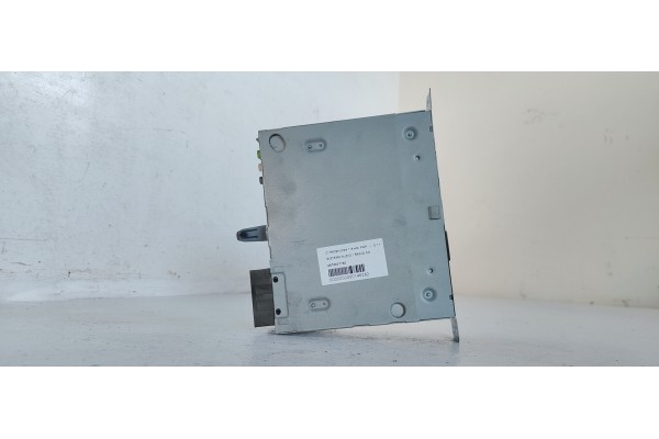 Recambio de sistema audio / radio cd para citroen ds4 design referencia OEM IAM 9676837780  