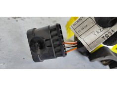 Recambio de cerradura puerta lateral derecha para fiat fiorino básico referencia OEM IAM 1361758080  