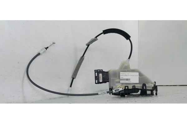 Recambio de cerradura puerta trasera izquierda para citroen c3 1.2i 82 referencia OEM IAM 123985  