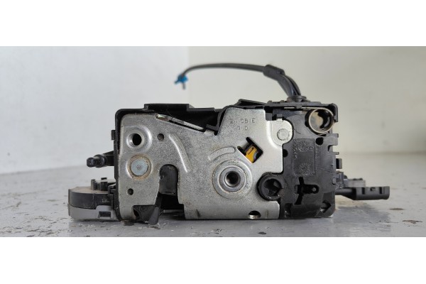 Recambio de cerradura puerta trasera derecha para citroen c4 grand picasso exclusive referencia OEM IAM 24094158  