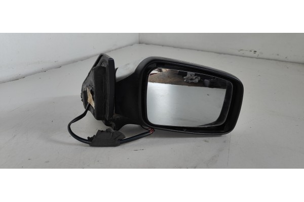 Recambio de retrovisor derecho para volvo s40 berlina 1.8 16v cat referencia OEM IAM 0117373  