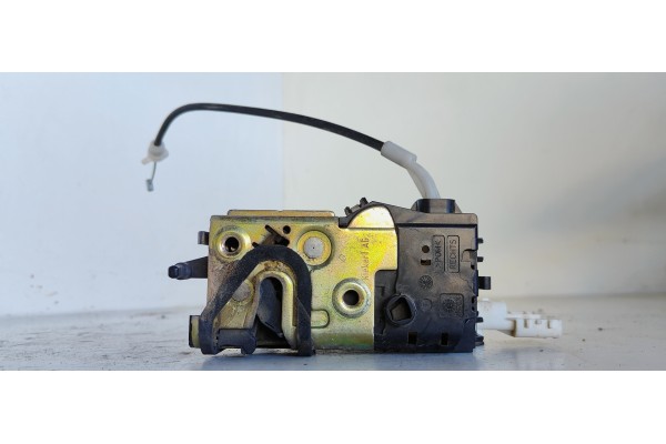 Recambio de cerradura puerta delantera derecha para citroen c4 berlina collection referencia OEM IAM   