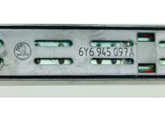 Recambio de luz central de freno para skoda fabia (6y2/6y3) elegance referencia OEM IAM 6Y6945097A  