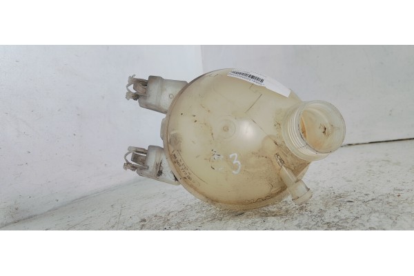 Recambio de deposito expansion para citroen c3 1.2i 82 referencia OEM IAM 9800777280  
