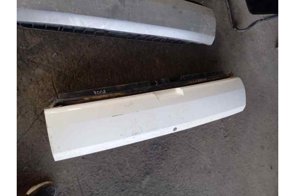 Recambio de porton trasero para peugeot 3008 1.2i turbo 130 referencia OEM IAM   