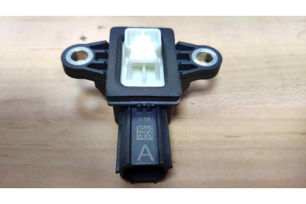 Recambio de sensor para jaguar xf 3.0 v6 luxury referencia OEM IAM 9X2314C676AA  