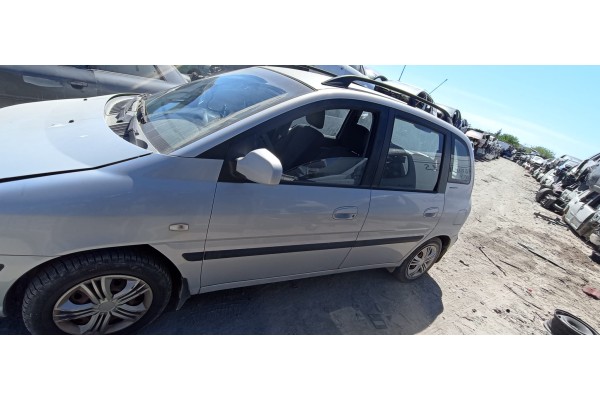 Recambio de puerta delantera izquierda para hyundai matrix (fc) 1.6 cat referencia OEM IAM   