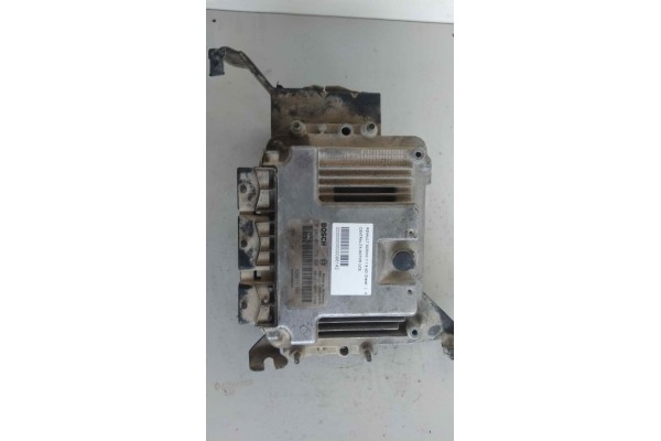 Recambio de centralita motor uce para renault scenic ii 1.9 dci diesel referencia OEM IAM 0281011776  