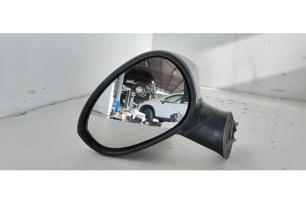 Recambio de retrovisor izquierdo para fiat punto (199) easy referencia OEM IAM   