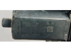 Recambio de elevalunas delantero derecho para citroen c3 1.2i 82 referencia OEM IAM 0130824262  