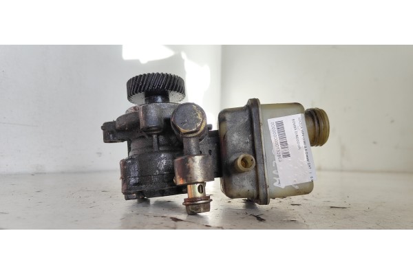 Recambio de bomba direccion para mazda mpv (lw) 2.0 diesel cat referencia OEM IAM   