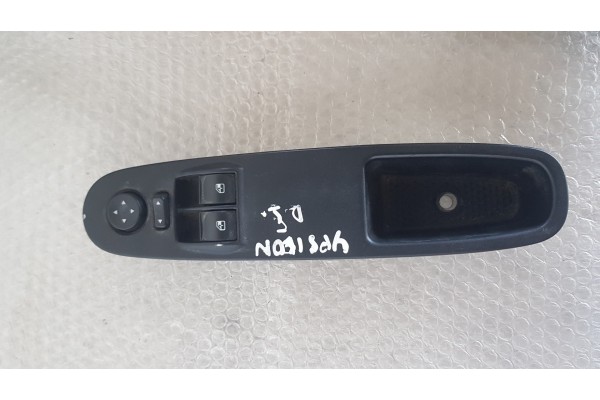 Recambio de mando elevalunas delantero izquierdo para lancia ypsilon (402) 1.2 i 70 referencia OEM IAM 735531345  