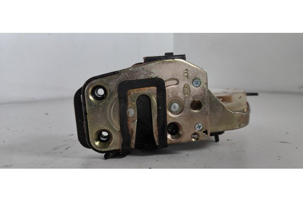 Recambio de cerradura puerta trasera derecha para kia sorento 2.5 crdi cat referencia OEM IAM   