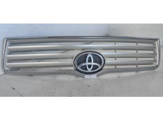 REJILLA DELANTERA 5311405060 